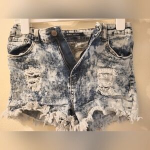 GOGO Blue‎ and White Jean Shorts Distressed Vintage Style (Size 11 Juniors)